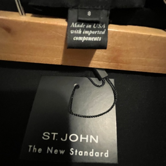 Brand new ST. John pant, The New Standard,size 8 - Picture 4 of 13